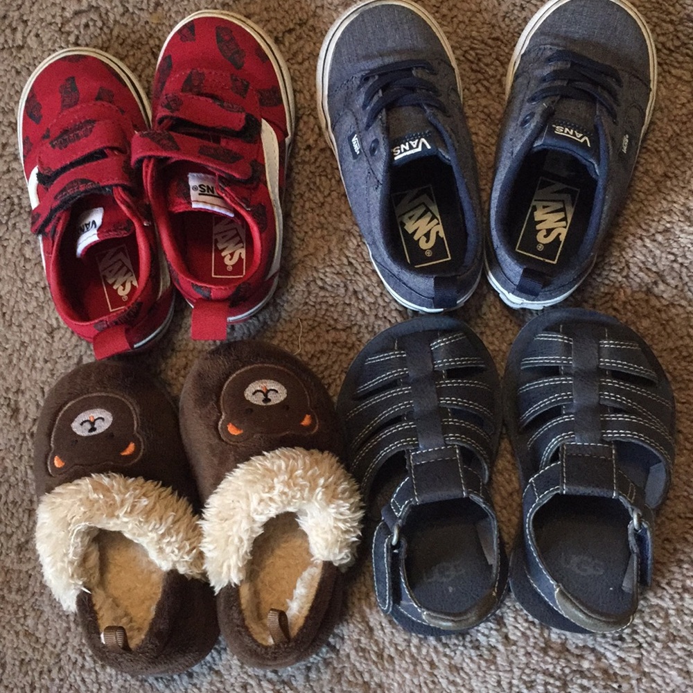Size 6 toddler shoe bundle